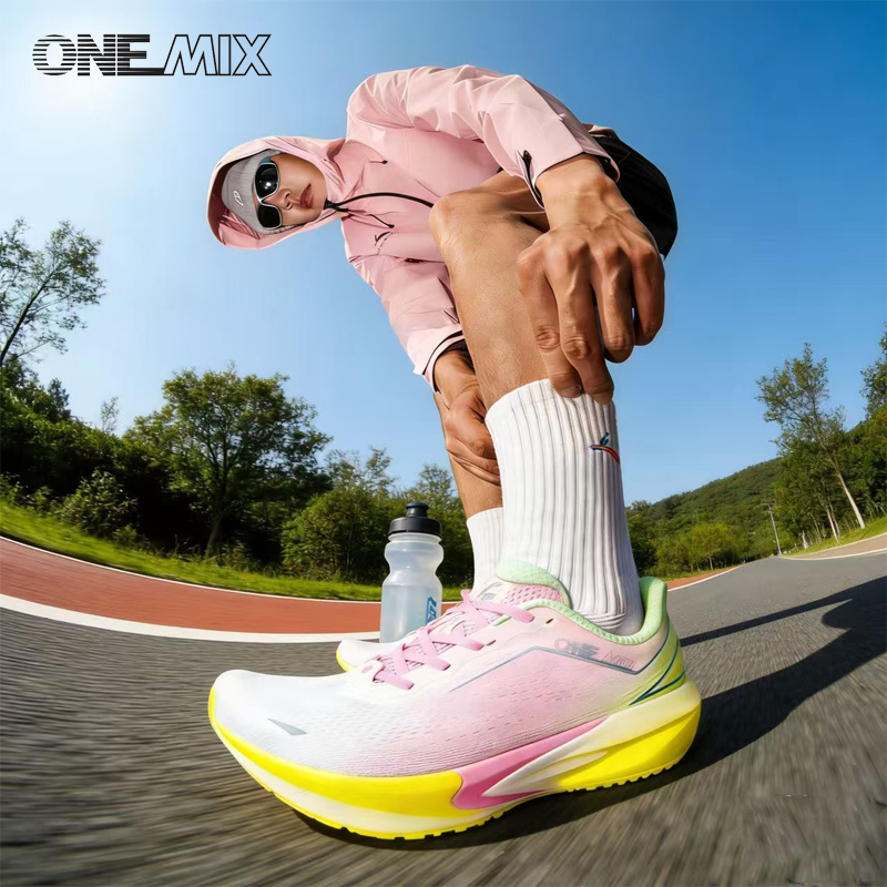 ONEMIX Scarpe da corsa per uom - Reflective Night Running Shoes recensione e prezzo